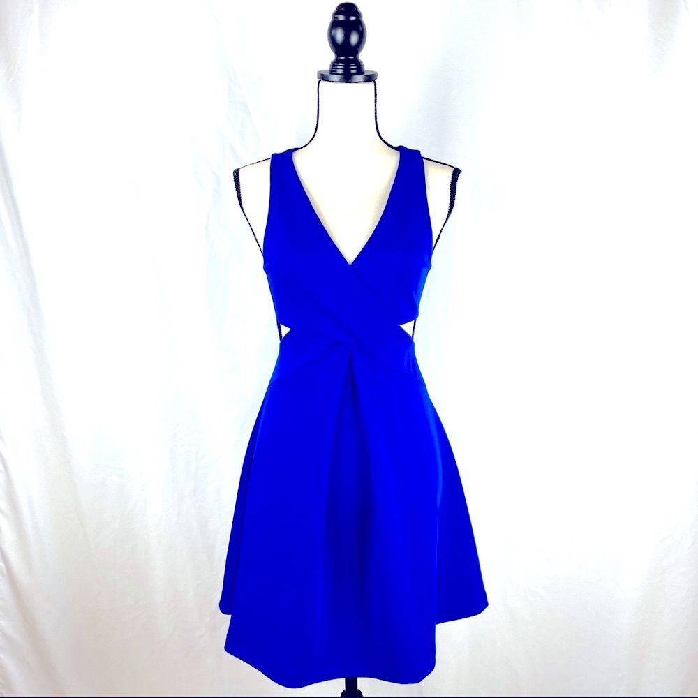 Express Cut Out Sun Dress